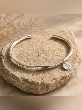 Sterling silver open bangle